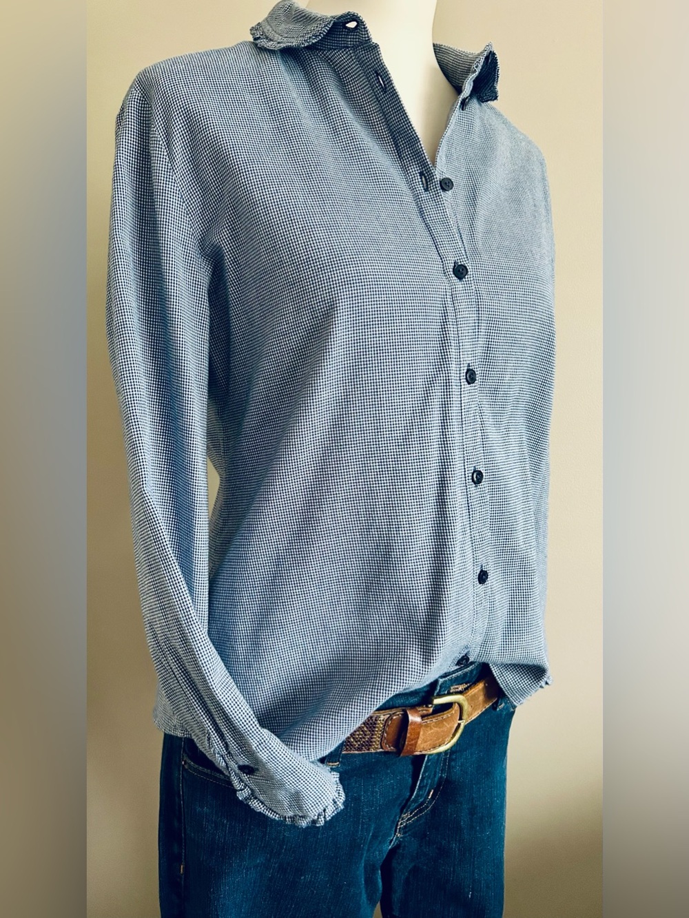 van Laack Germany Navy/White Button-Up Shirt w. Ruffled Edge.